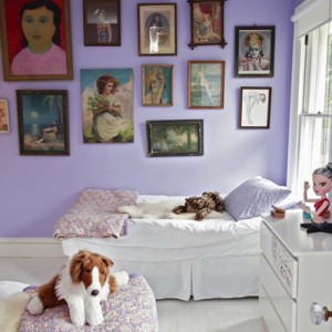 Purple lilac childrens bedroom assorted artwork paintings soft toys white painted real home L etc 09/2007 pub orig